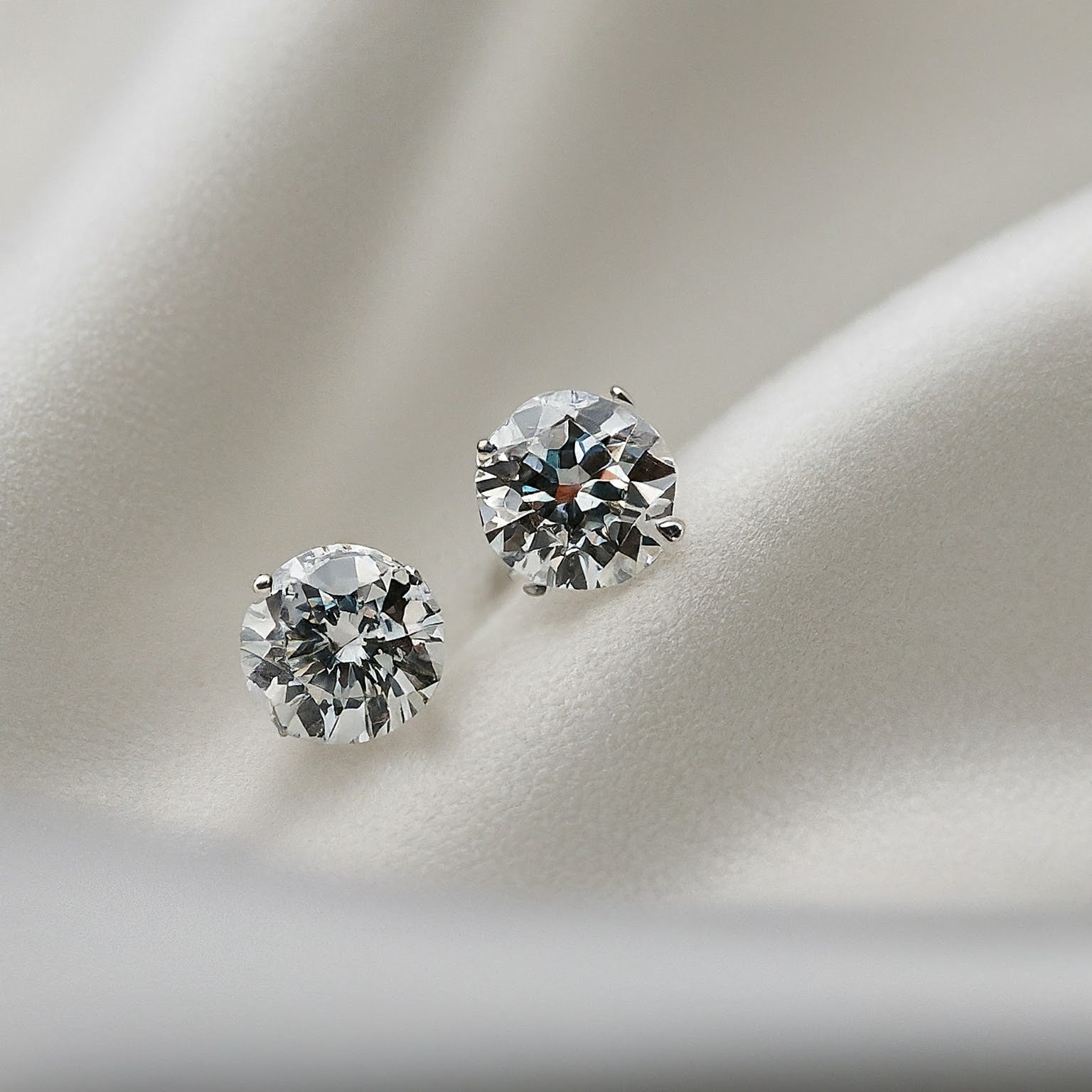 Your Ultimate Diamond Stud Buying Guide